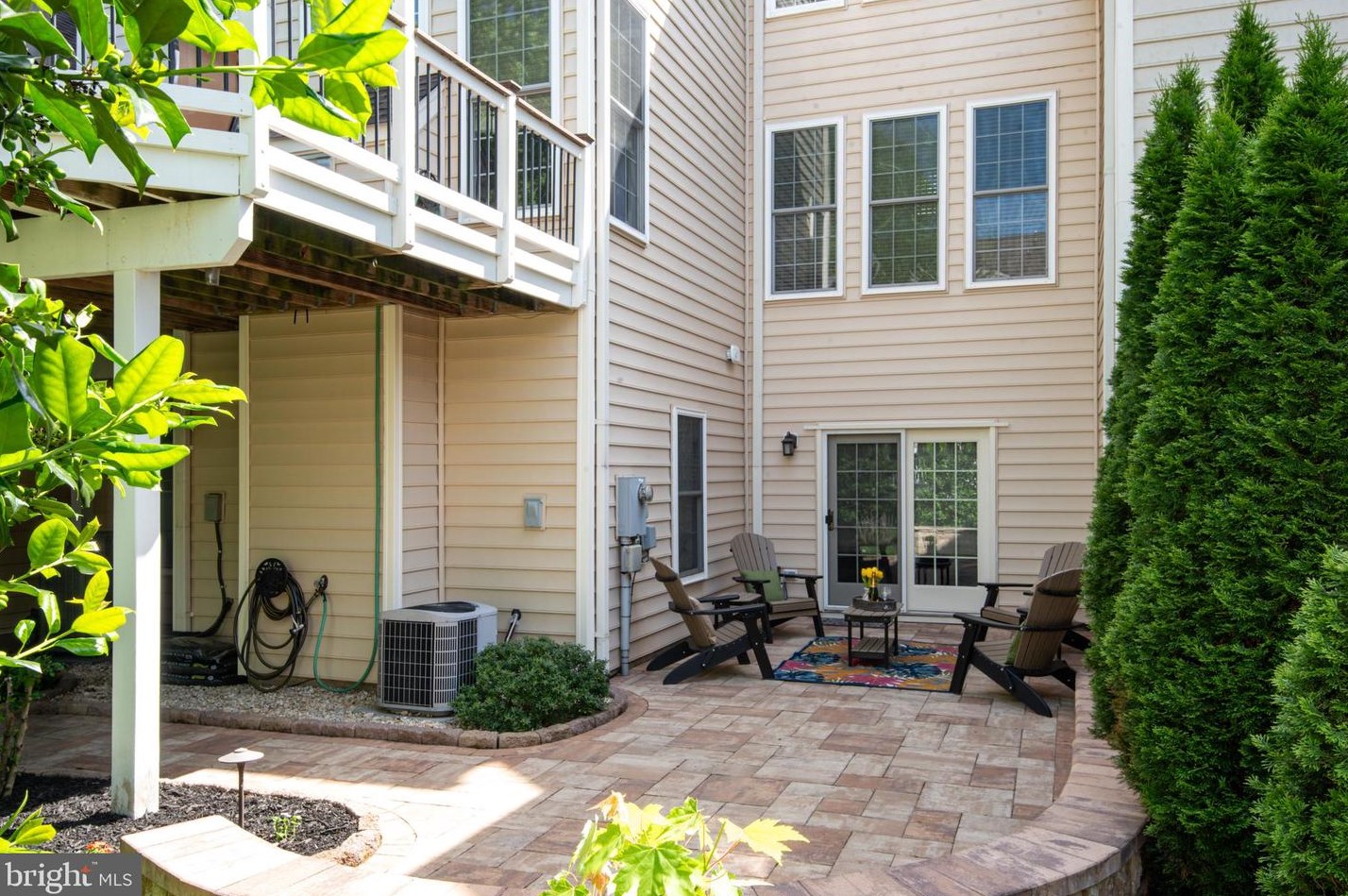 15752 Cool Spring Dr, Haymarket VA  20169-5419 exterior