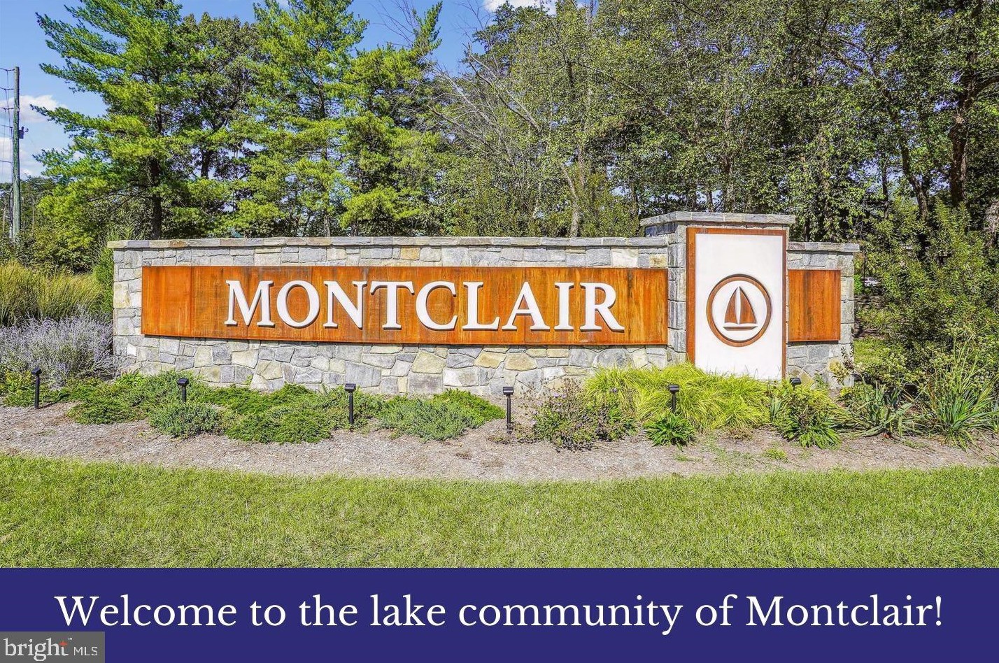 15540 Golf Club Dr, Dumfries VA  22025-1116 exterior