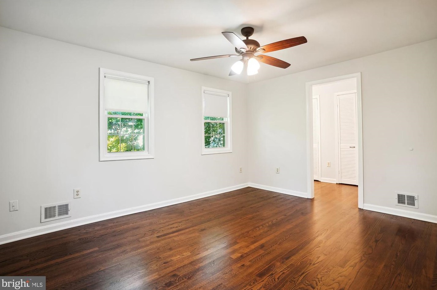 13185 Putnam Cir, Woodbridge VA  22191-1028 exterior