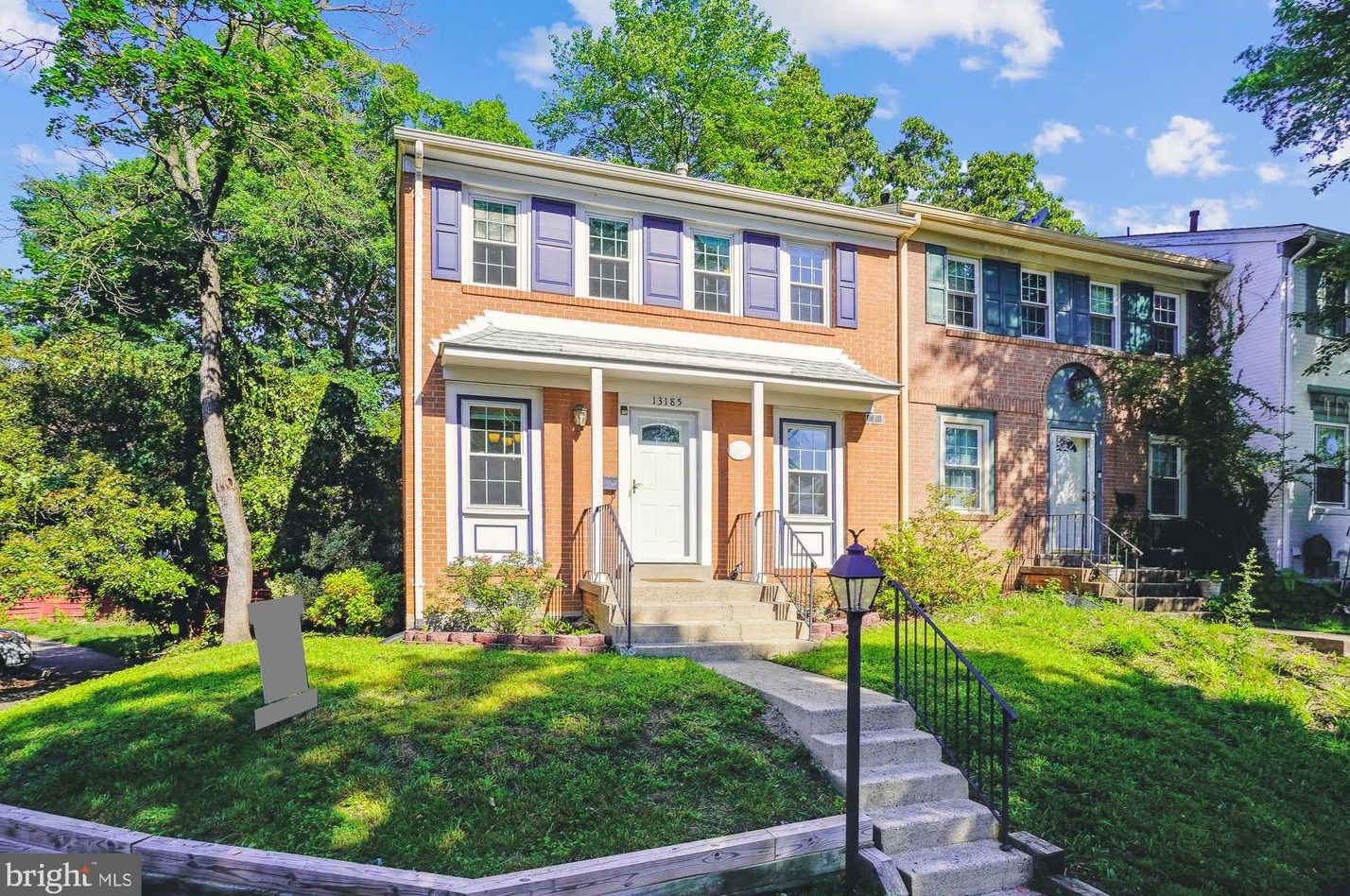 13185 Putnam Cir, Woodbridge VA  22191-1028 exterior