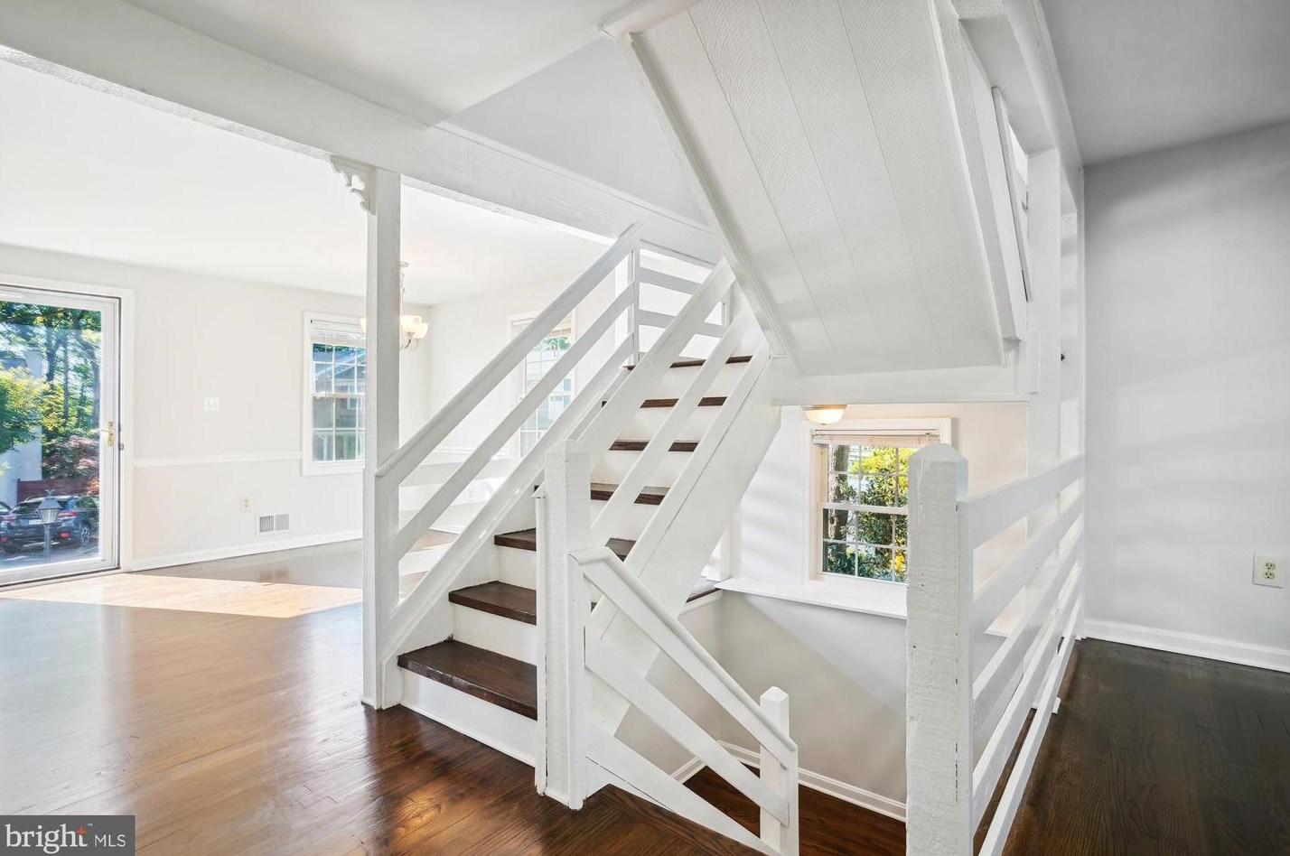 13185 Putnam Cir, Woodbridge VA  22191-1028 exterior