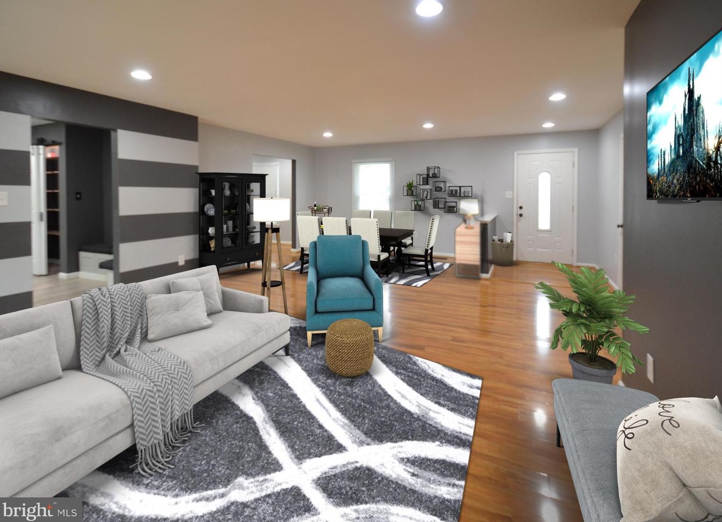 6566 Jefferson St, Haymarket VA  20169-2909 exterior