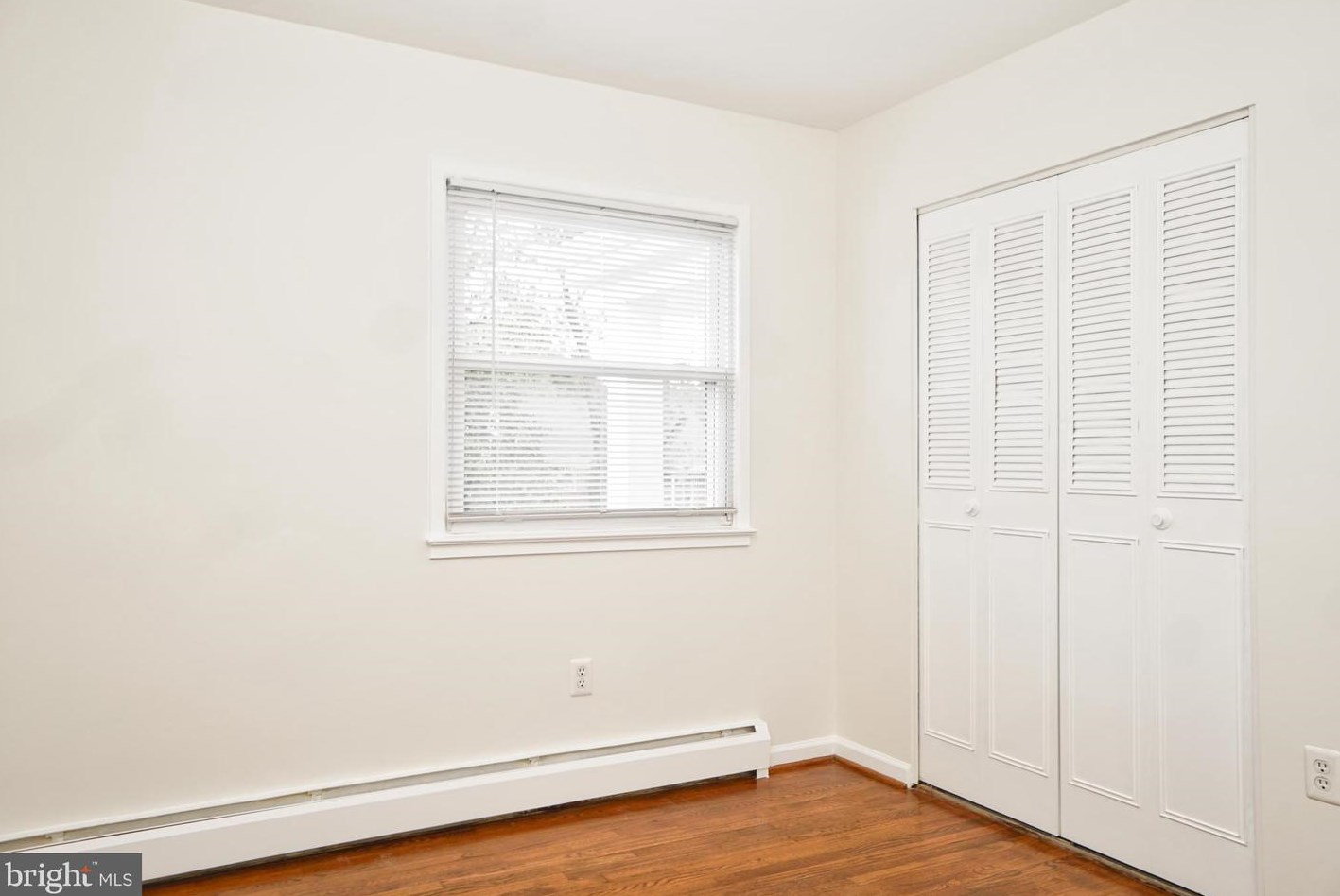 14897 Cordell Ave, Woodbridge VA  22193-1909 exterior