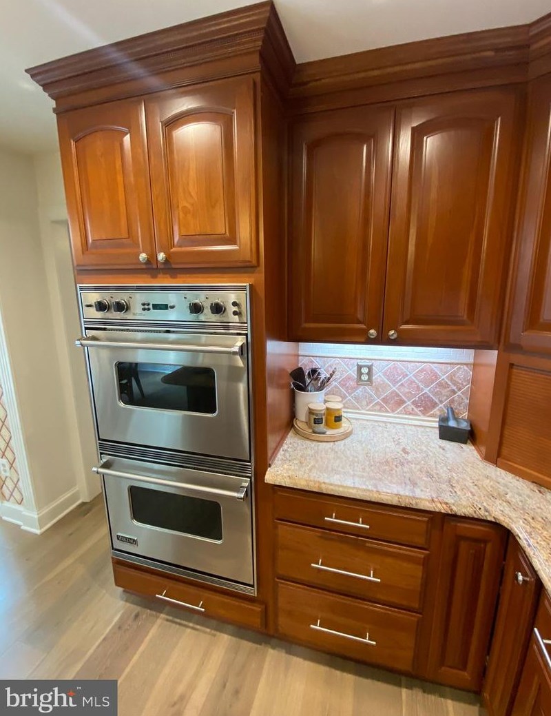 13071 Pershing Dr, Manassas VA  20112-3694 exterior