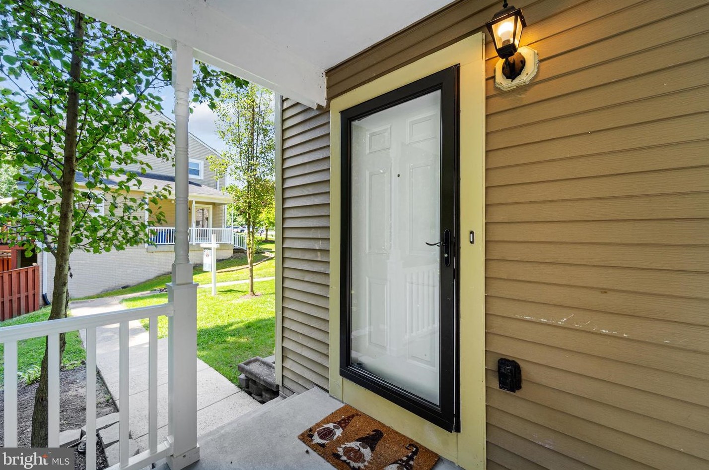 15199 Valley Stream Dr, Woodbridge VA  exterior
