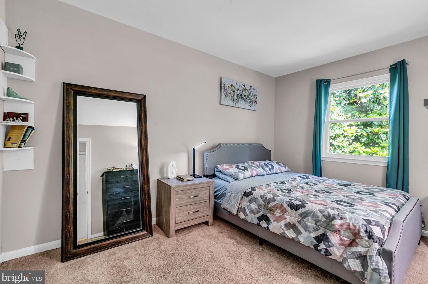 1919 Mariner Ln, Woodbridge VA  22192-2329 exterior