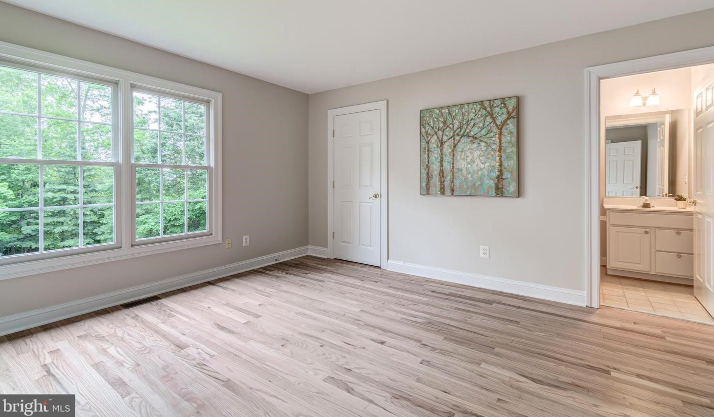 1846 Strickland Ct, Woodbridge VA  22191-4560 exterior