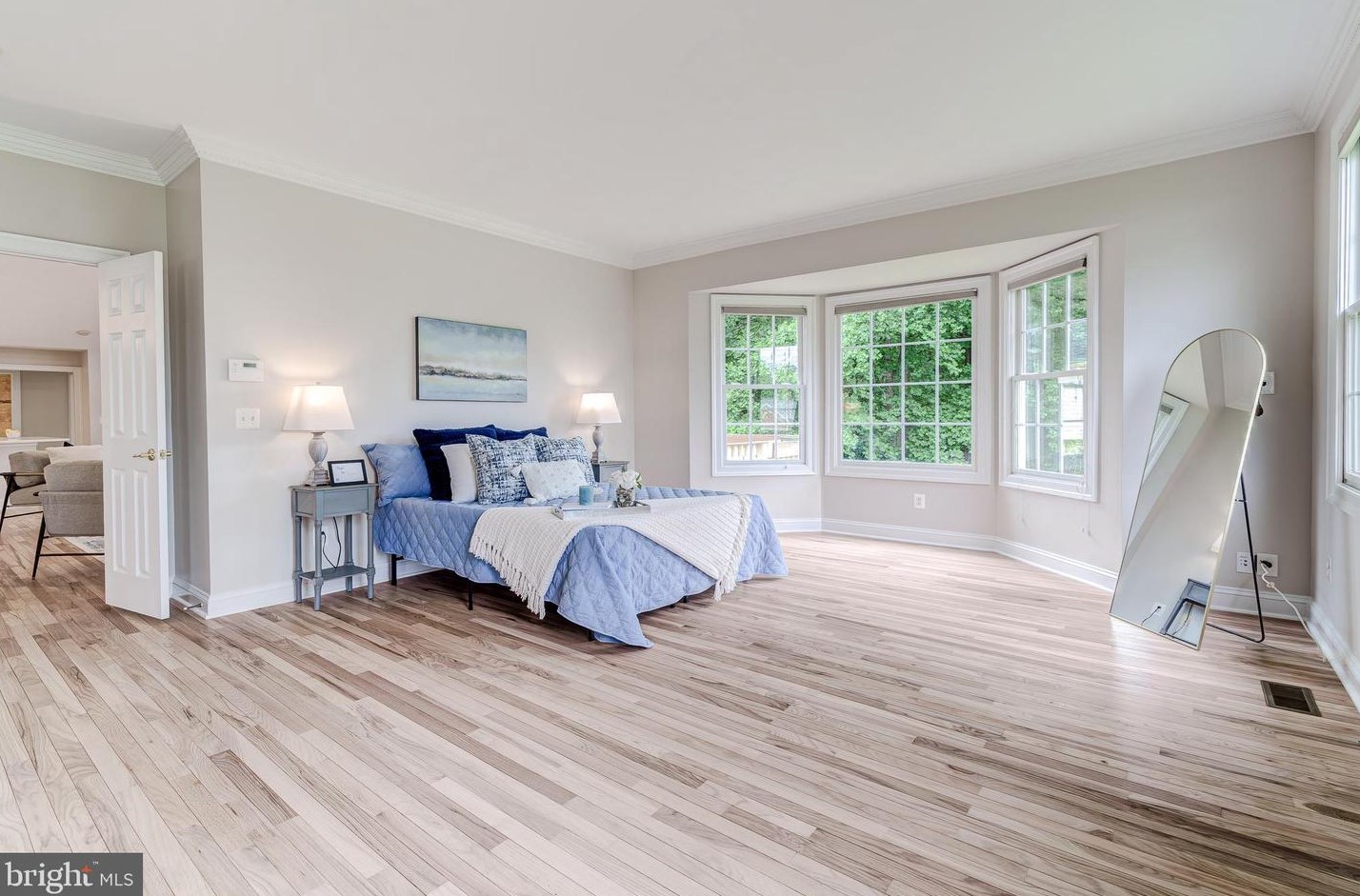 1846 Strickland Ct, Woodbridge VA  22191-4560 exterior