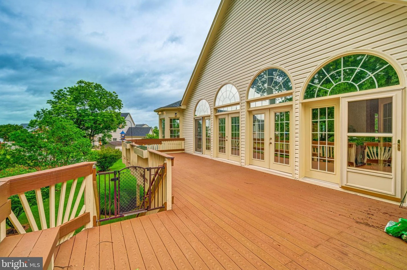 1846 Strickland Ct, Woodbridge VA  22191-4560 exterior