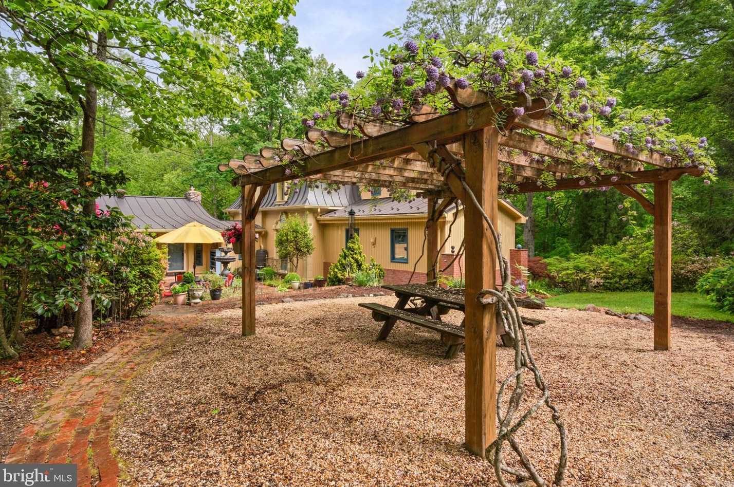 11871 Mente Rd, Manassas VA 20112-5324 exterior