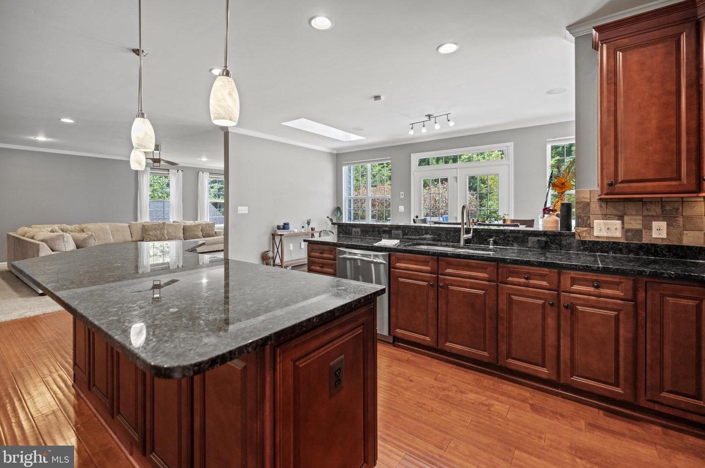 16060 Imperial Eagle Ct, Woodbridge VA  22191-6559 exterior