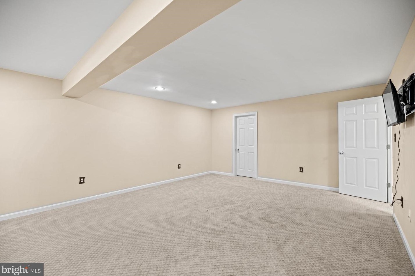 16060 Imperial Eagle Ct, Woodbridge VA  22191-6559 exterior