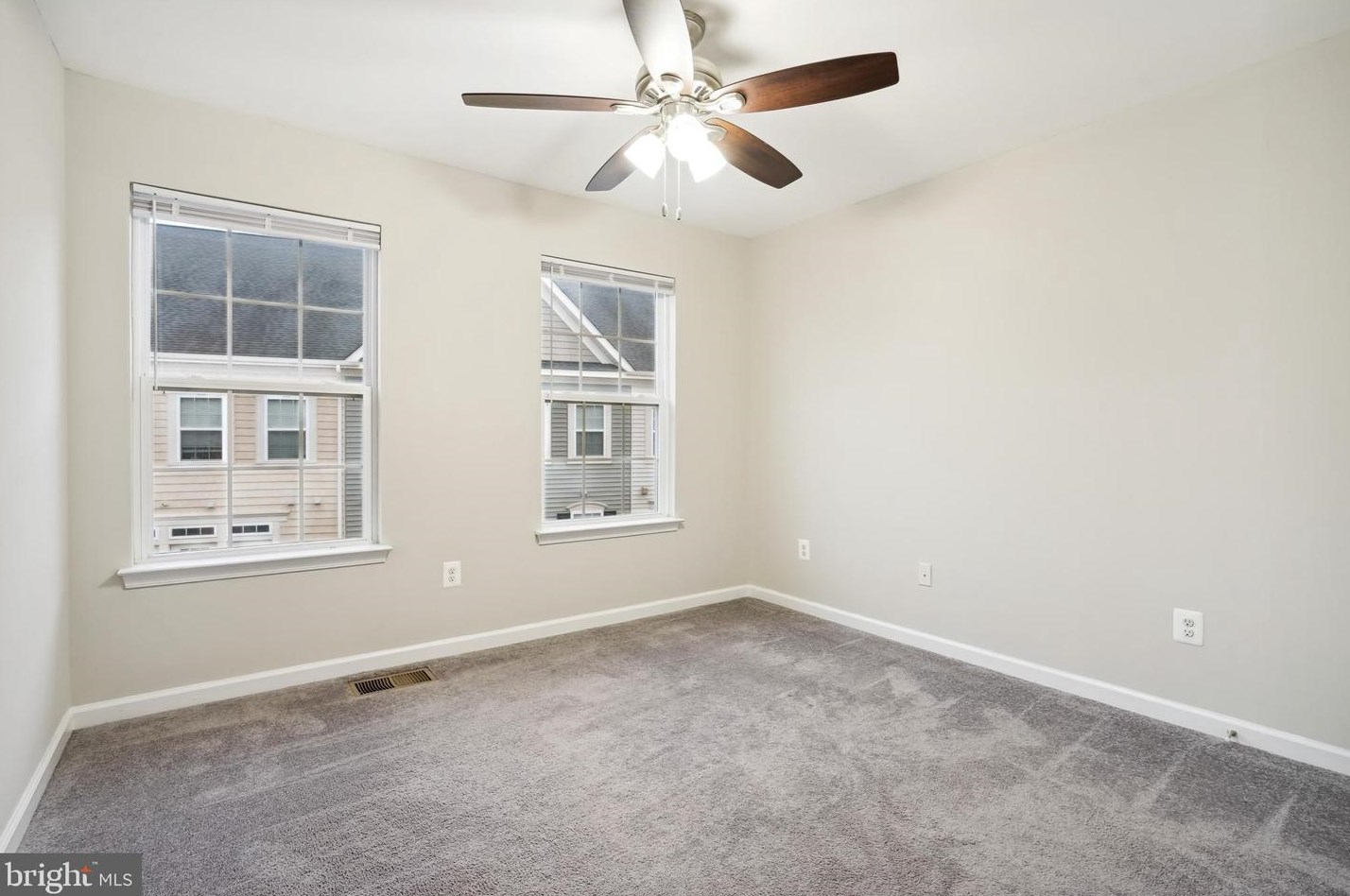 4772 Dane Ridge Cir, Woodbridge VA  22193 exterior