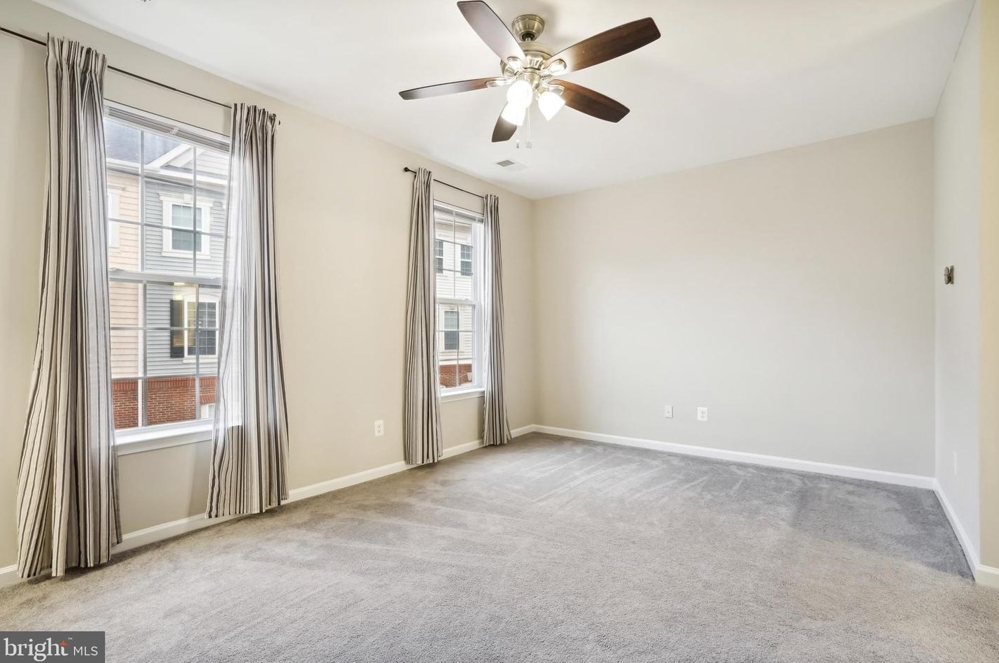 4772 Dane Ridge Cir, Woodbridge VA  22193 exterior