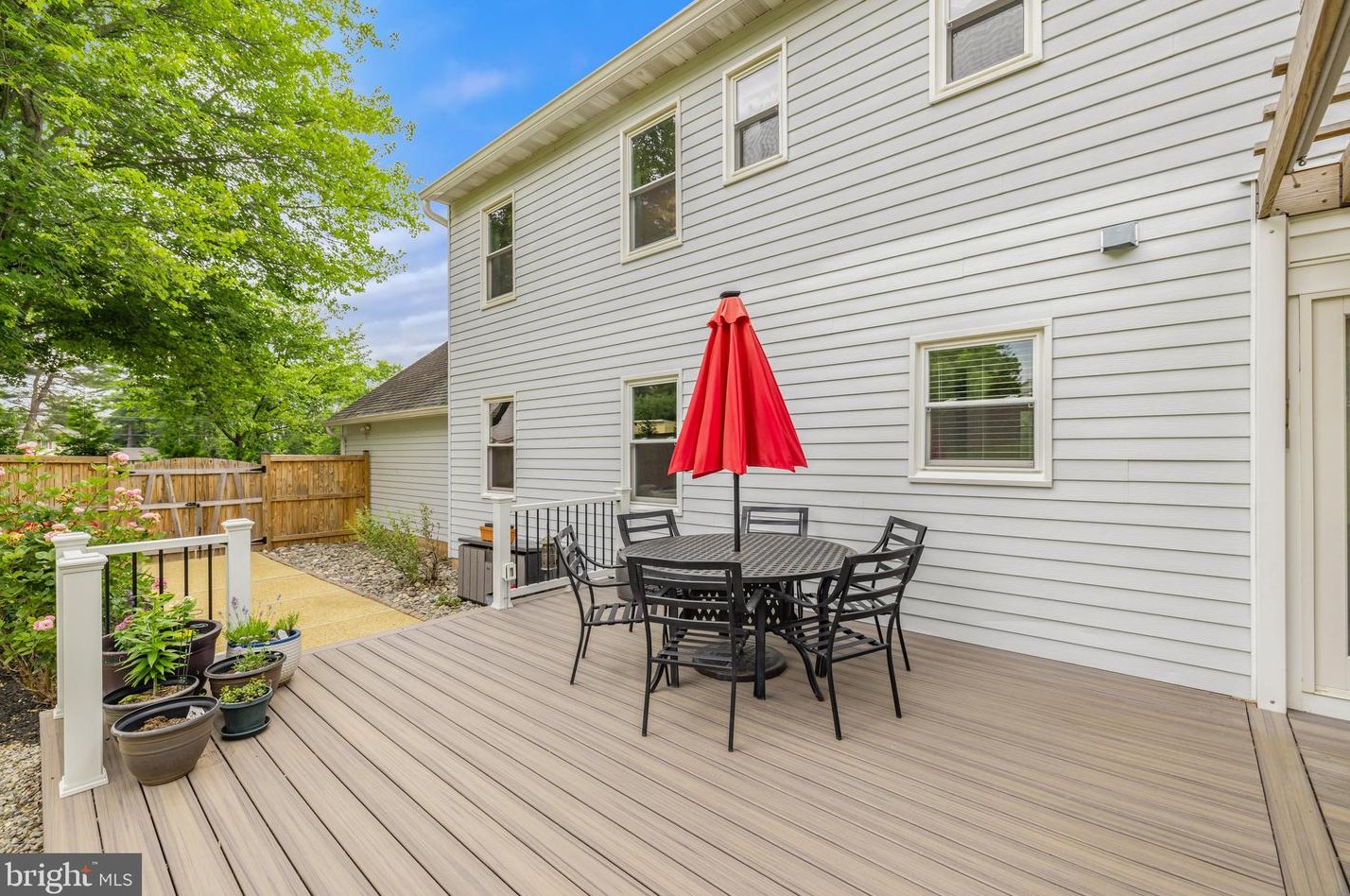 15900 Waterfall Rd, Haymarket VA  20169-2127 exterior