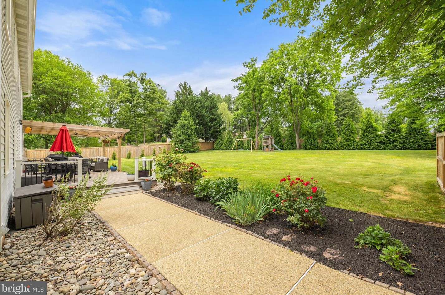 15900 Waterfall Rd, Haymarket VA  20169-2127 exterior