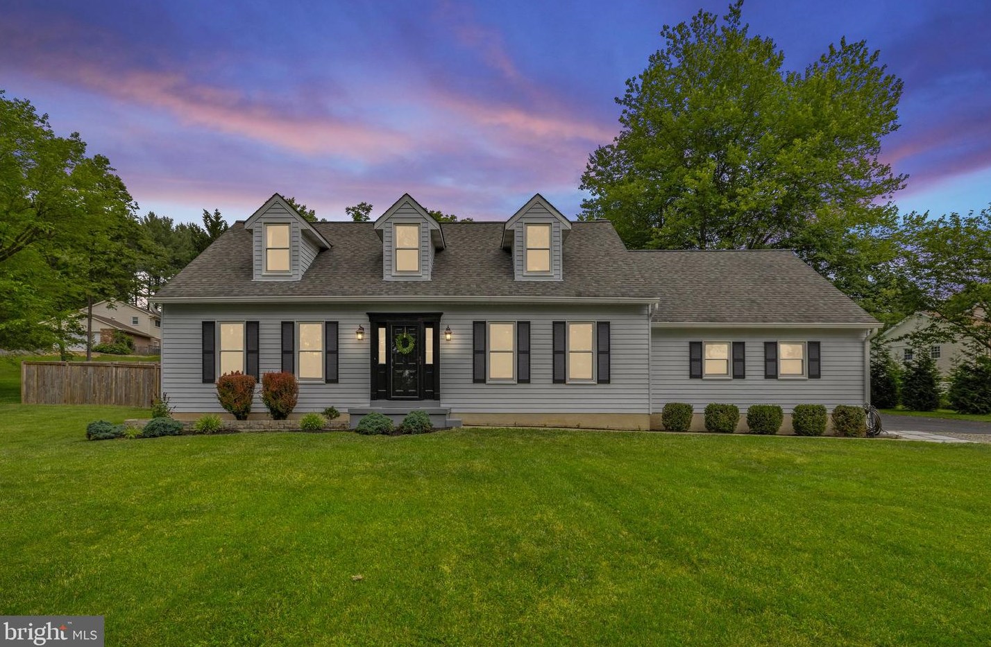 15900 Waterfall Rd, Haymarket VA  20169-2127 exterior