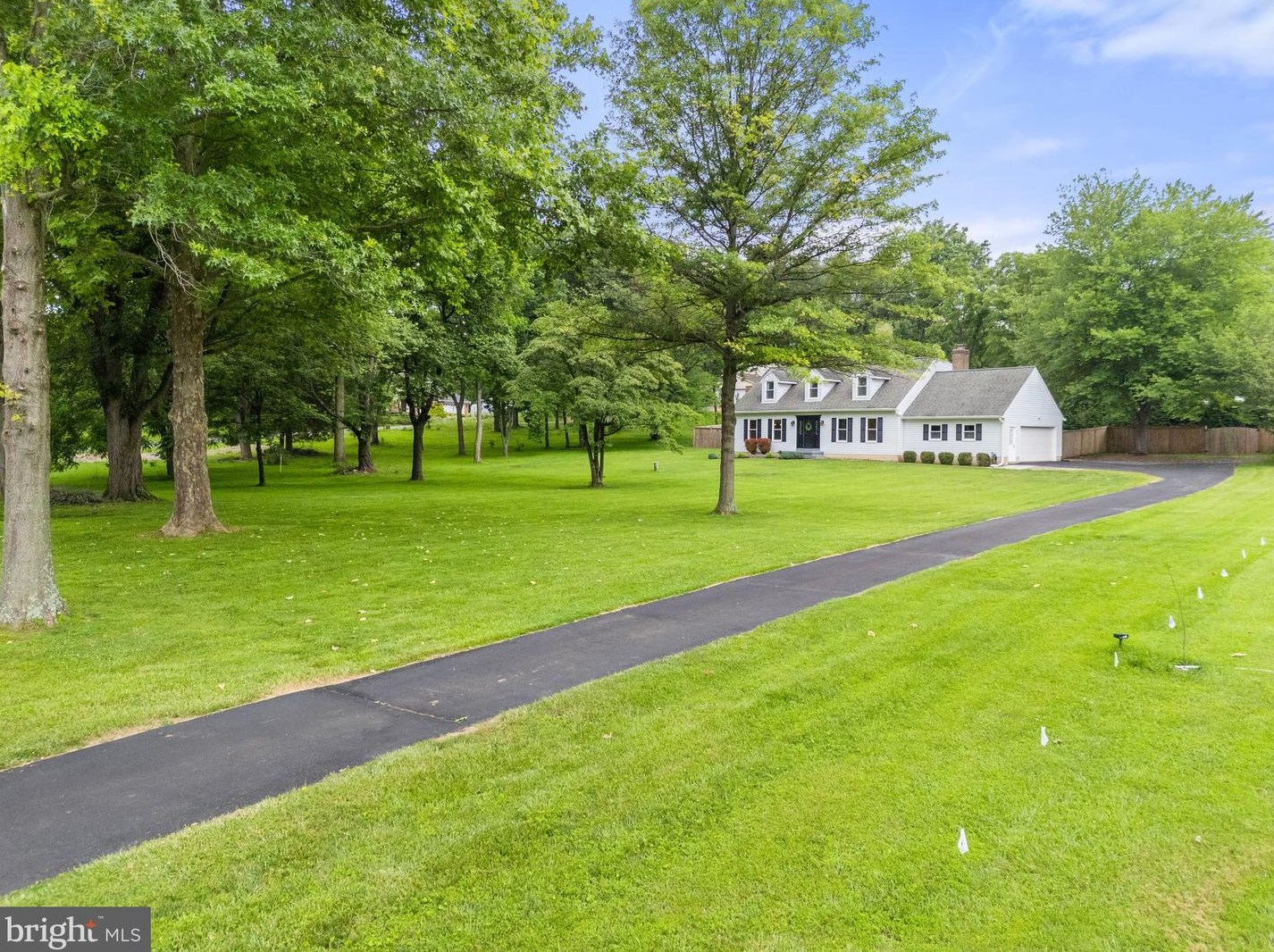 15900 Waterfall Rd, Haymarket VA  20169-2127 exterior
