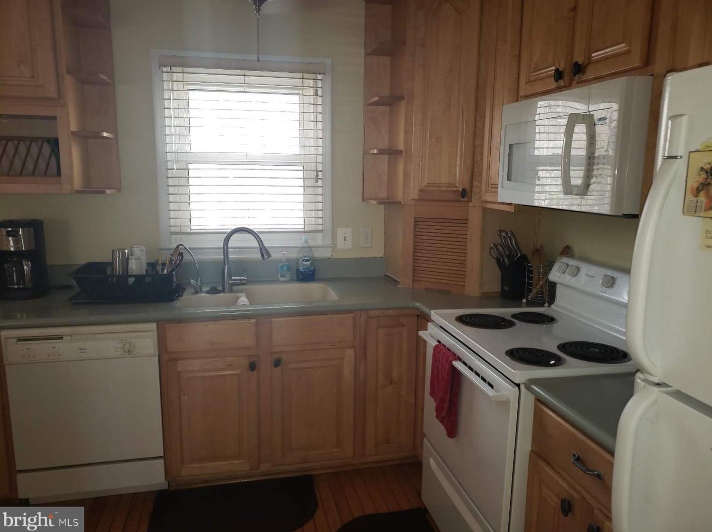 12197 Cinnamon St, Woodbridge VA  22192-1707 exterior