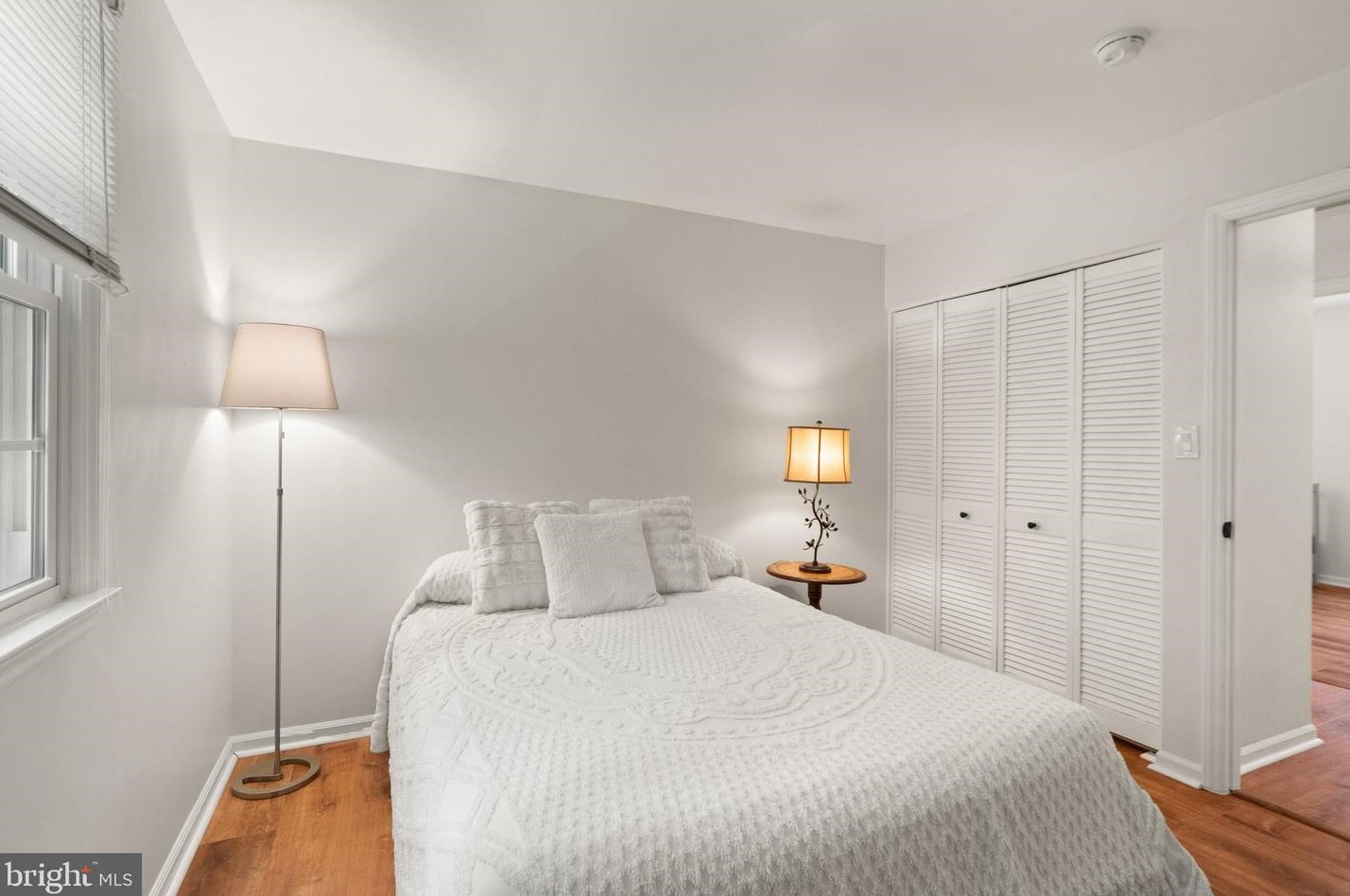 10536 Knollwood Dr, Manassas VA  20111-2834 exterior