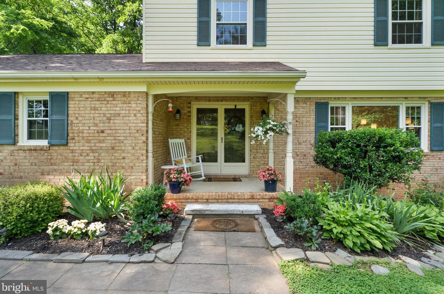 10536 Knollwood Dr, Manassas VA  20111-2834 exterior