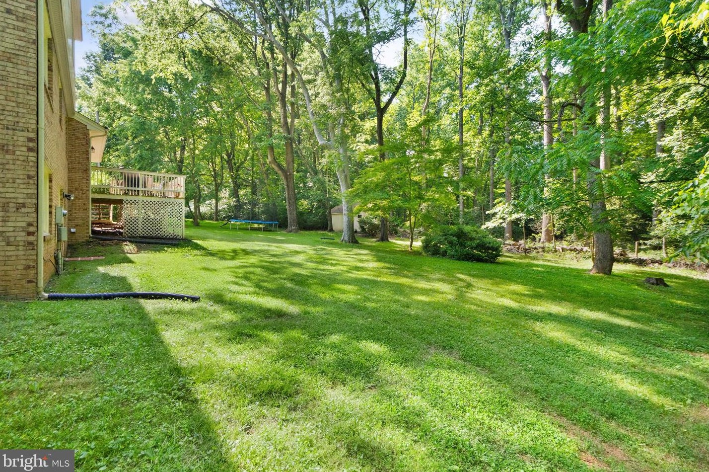 10536 Knollwood Dr, Manassas VA  20111-2834 exterior