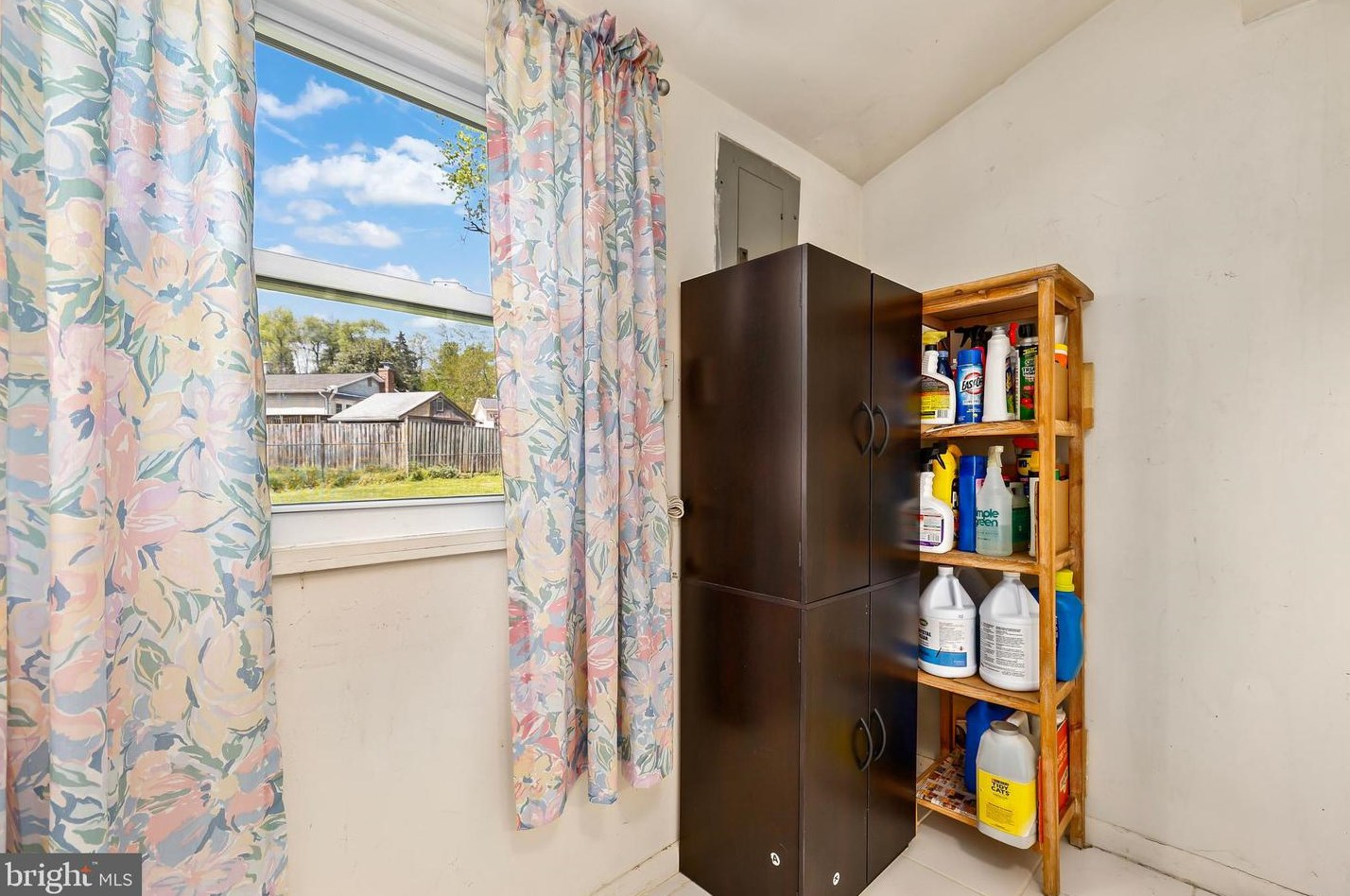 13506 Wood St, Woodbridge VA  22191-1323 exterior