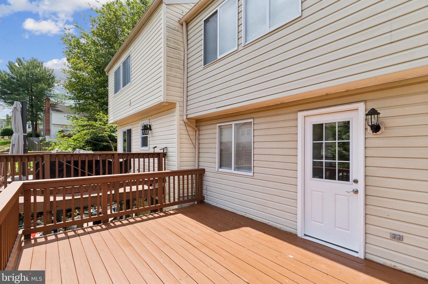 3863 Sunny Brook Ct, Woodbridge VA  22192-6443 exterior