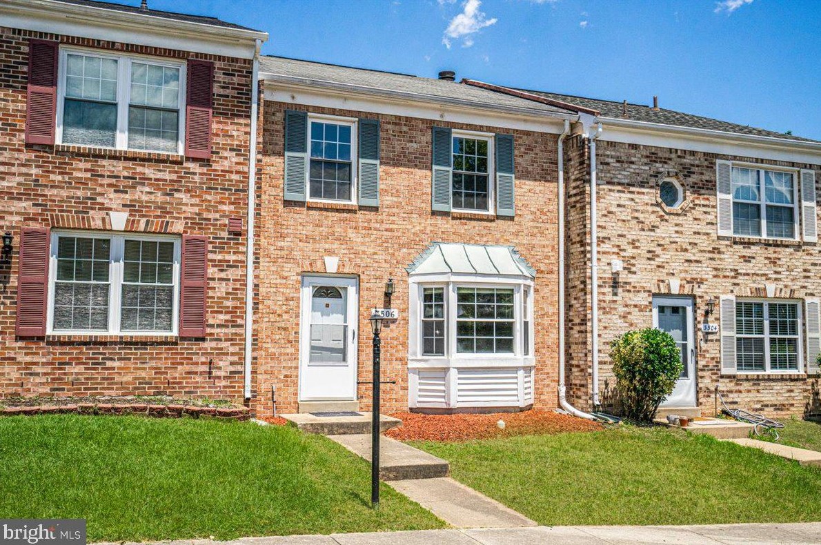 3506 Legere Ct, Woodbridge VA  22193-1007 exterior