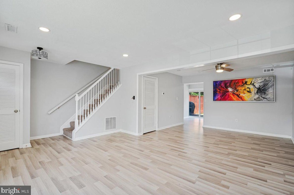 3506 Legere Ct, Woodbridge VA  22193-1007 exterior
