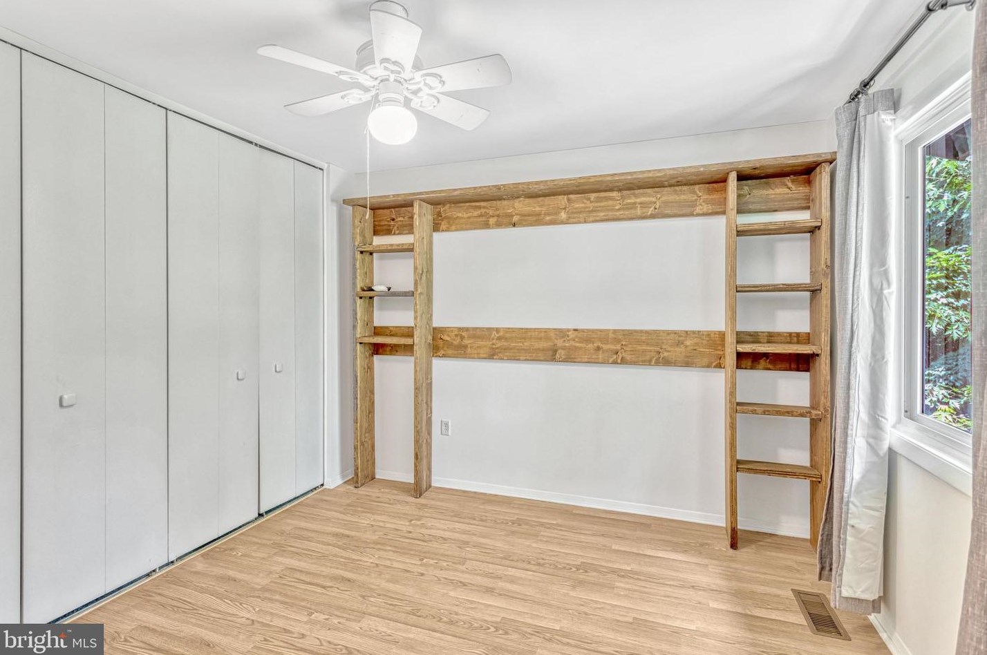 12532 Armada Pl, Woodbridge VA  22192-3135 exterior