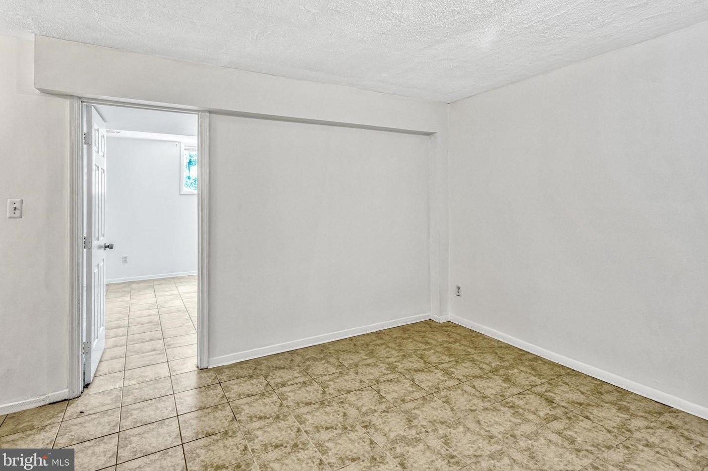 12532 Armada Pl, Woodbridge VA  22192-3135 exterior