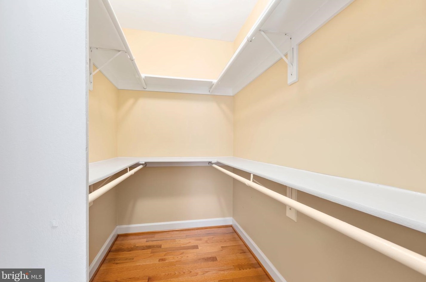 10647 Moore Dr, Manassas VA 20111-2929 exterior