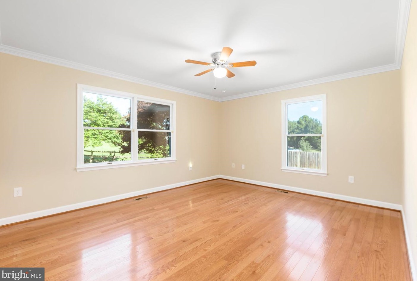 10647 Moore Dr, Manassas VA 20111-2929 exterior