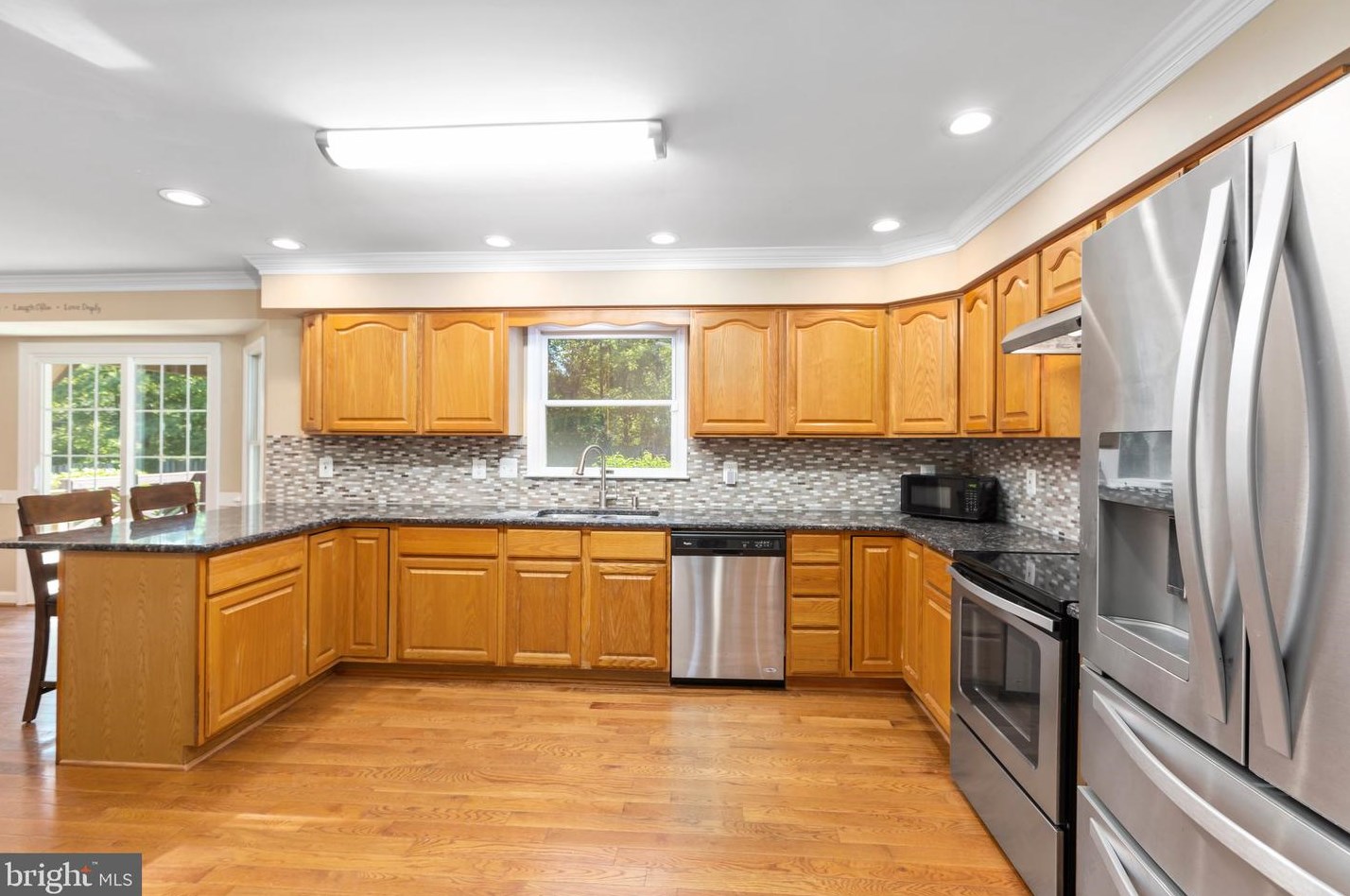 10647 Moore Dr, Manassas VA 20111-2929 exterior