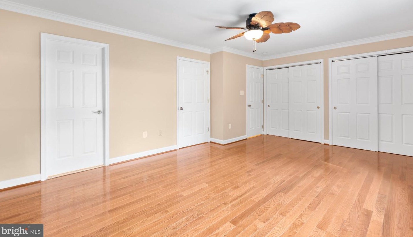 10647 Moore Dr, Manassas VA 20111-2929 exterior