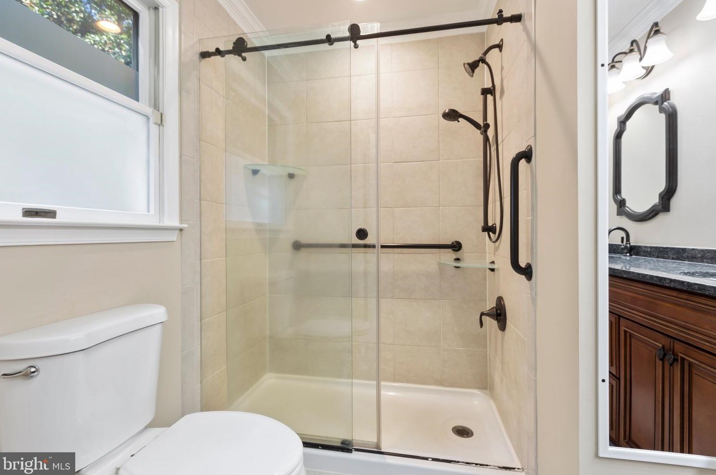 10647 Moore Dr, Manassas VA 20111-2929 exterior