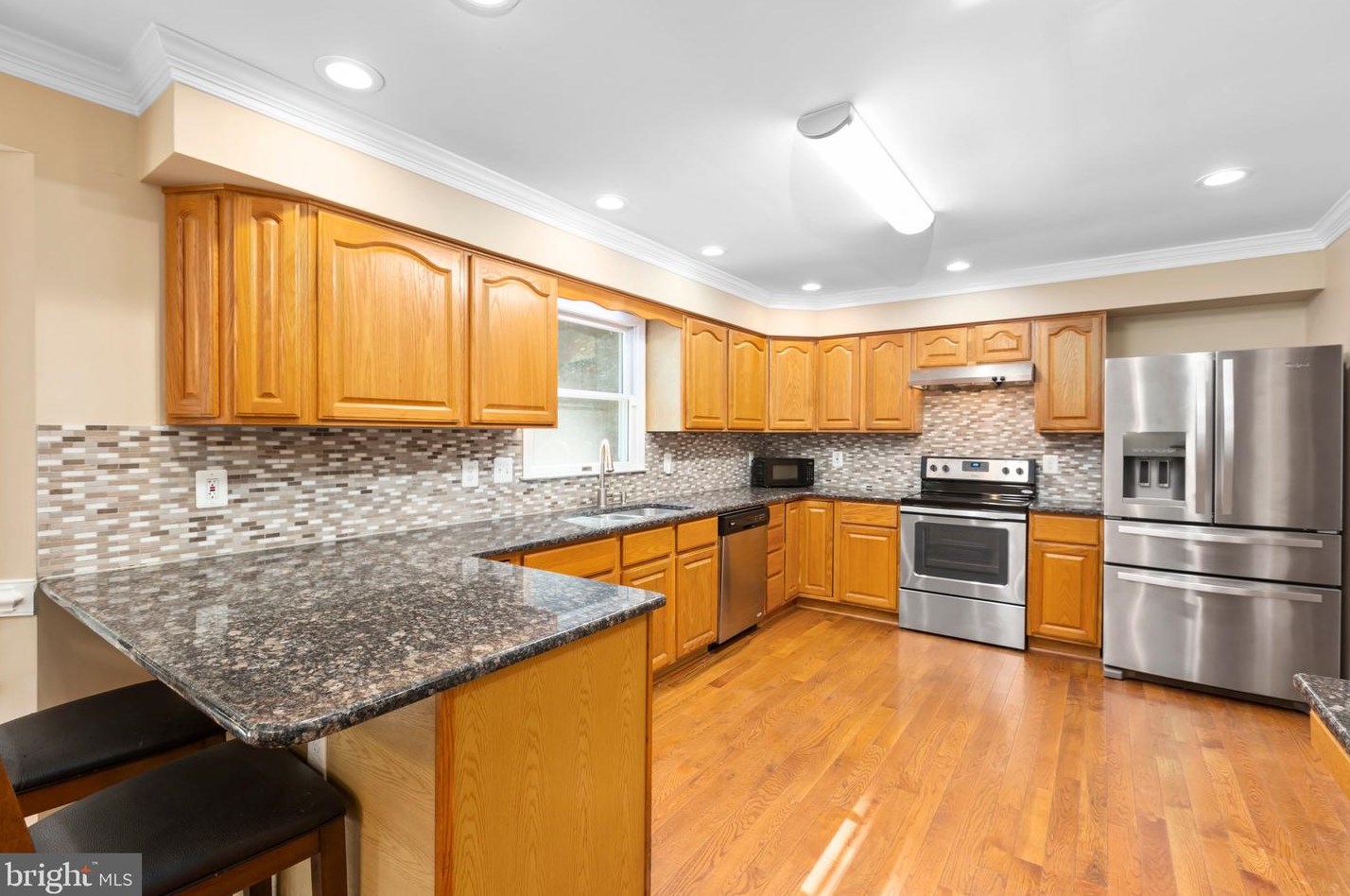 10647 Moore Dr, Manassas VA 20111-2929 exterior