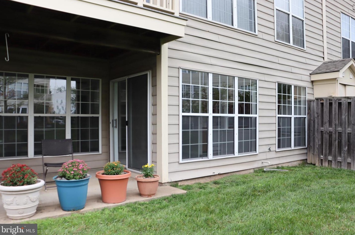 8115 Bayonet Way, Manassas VA 20109-7811 exterior