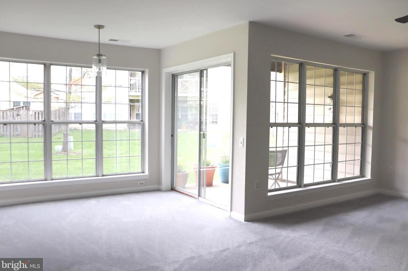 8115 Bayonet Way, Manassas VA 20109-7811 exterior