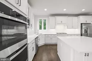 14496 Aurora Dr, Woodbridge, VA 22193 - Photo 29