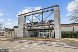 14496 Aurora Dr, Woodbridge, VA 22193 - Photo 59