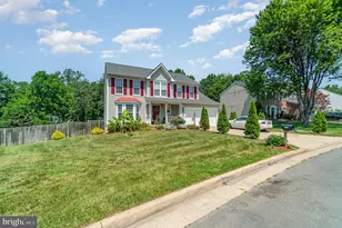 17616 Chisholm Ln, Dumfries, VA 22026 - Photo 45