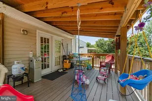 17616 Chisholm Ln, Dumfries, VA 22026 - Photo 31