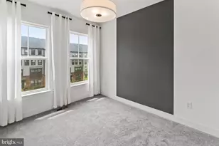 1690 Dunnington Pl, Dumfries, VA 22026 - Photo 25