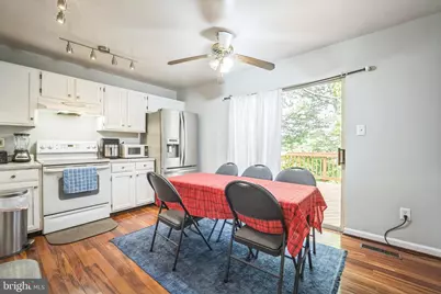 15198 Wentwood Lane, Woodbridge, VA 22191 - Photo 19