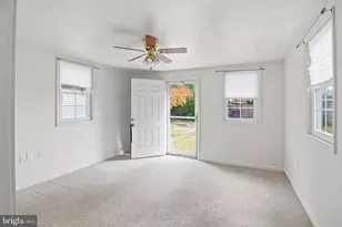 2205 Culpeper Dr, Woodbridge, VA 22191 - Photo 15