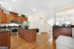 2608 Glenriver Way, Woodbridge, VA 22191 - Photo 11