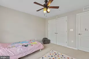 14718 Mason Creek Cir, Woodbridge, VA 22191 - Photo 17
