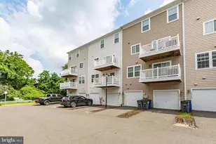 14718 Mason Creek Cir, Woodbridge, VA 22191 - Photo 23